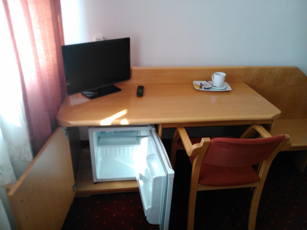 Centrum Konferencyjne Ibib Pan Warszawa Rom bilde