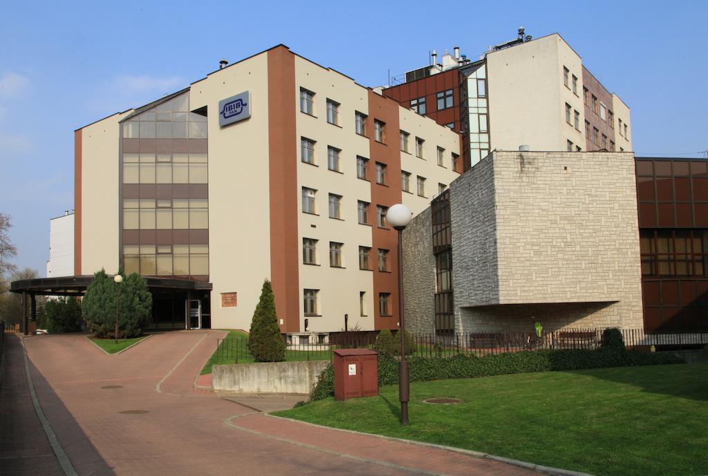Centrum Konferencyjne Ibib Pan Warszawa Eksteriør bilde